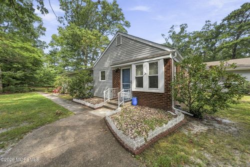 3F Swift Cir, Whiting, NJ, 08759-3452 | Card Image