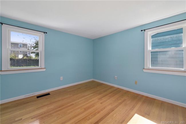 115 Mohawk Drive Ext, House other with 3 bedrooms, 2 bathrooms and 2 parking in West Haven CT | Image 14