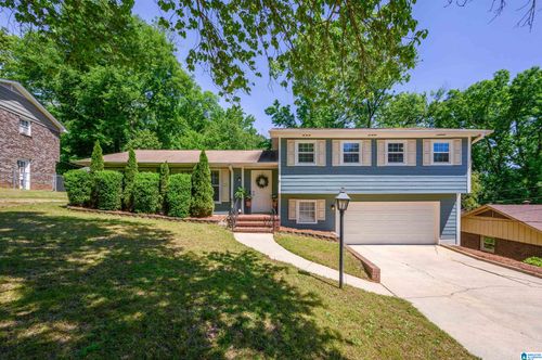 2536 Woodmeadow Ln, Hoover, AL, 35216-5816 | Card Image