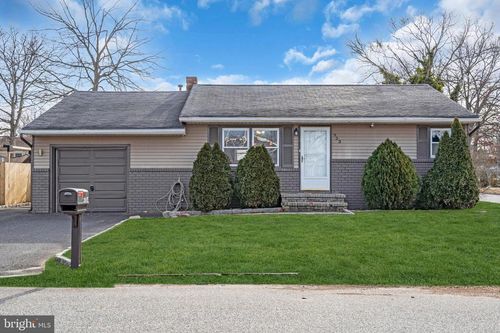 953 Tiller Ave, Beachwood, NJ, 08722-2327 | Card Image