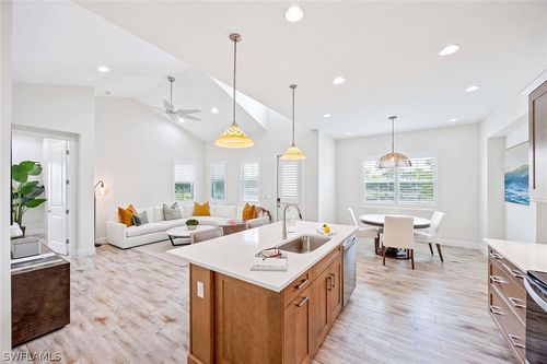 7018 Saona Ct, NAPLES, FL, 34113-9069 | Card Image