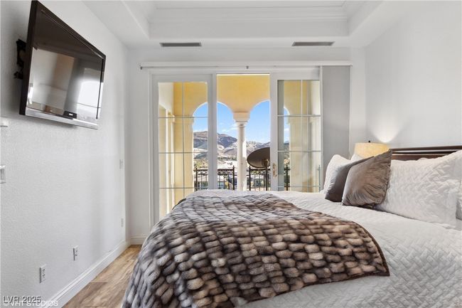 UNIT-201 - 21 Via Visione, Condo with 3 bedrooms, 3 bathrooms and null parking in Henderson NV | Image 12