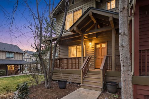 1880 Nw Shevlin Park Rd, Bend, OR, 97703-5786 | Card Image