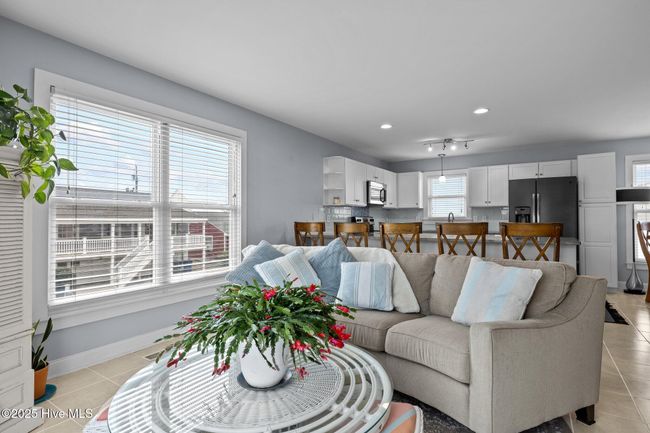 1 - 208 Beaufort Ave, Condo with 2 bedrooms, 3 bathrooms and null parking in Atlantic Beach NC | Image 30