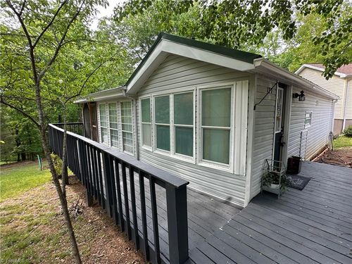 127 Hummingbird Cir, New London, NC, 28127 | Card Image