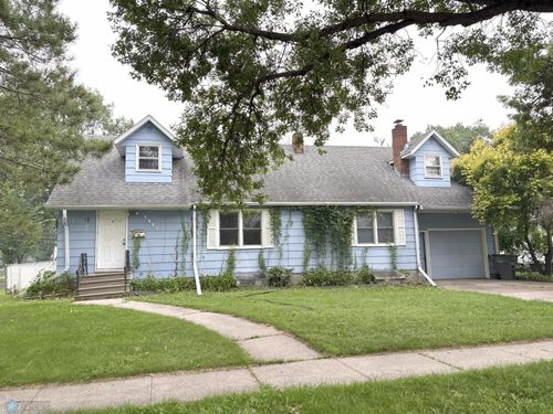 1317 3rd St S, Moorhead, MN, 56560-4019 | Card Image