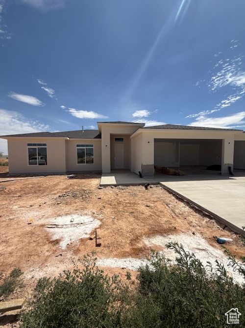 29-5016 N Remington Rd, Enoch, UT, 84721-7570 | Card Image