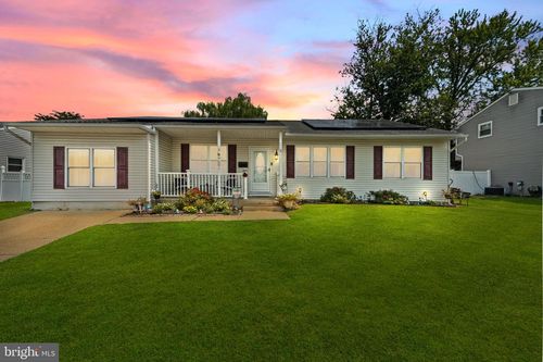 21 Grant Dr, LAUREL SPRINGS, NJ, 08021-2704 | Card Image