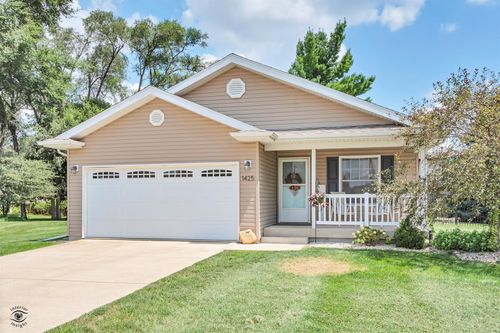 1425 Timber Ridge Ct, Kankakee, IL, 60901-4559 | Card Image
