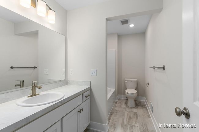40 - 343 Seneca Ridge Dr, House other with 4 bedrooms, 3 bathrooms and null parking in Middleville MI | Image 17