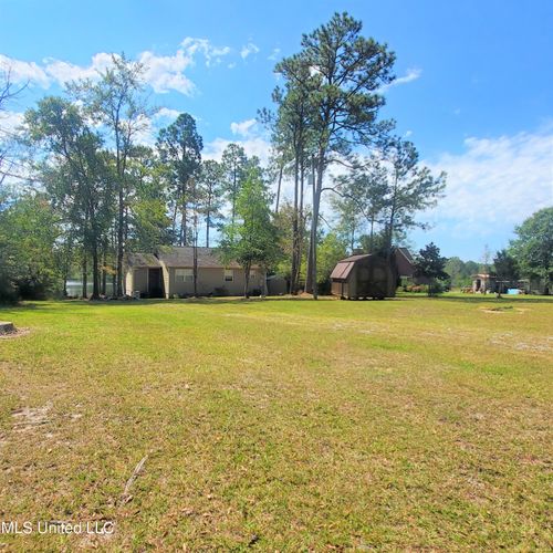 80 Maple Dr, Perkinston, MS, 39573-6041 | Card Image