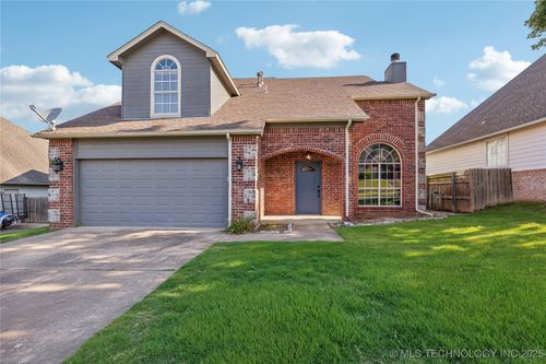1235 W 115th St S, Jenks, OK, 74037-3299 | Card Image