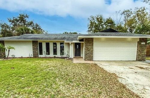 7641 Village Green Dr, Winter Park, FL, 32792-9258 | Card Image