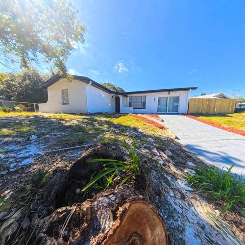 905 Spring Creek Dr, OCOEE, FL, 34761-1930 | Card Image