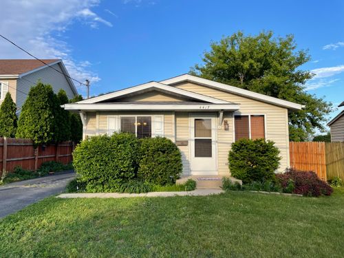 4417 5th Ave, Kenosha, WI, 53140-2916 | Card Image