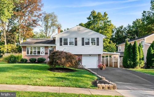 106 E Valley Creek Rd, PLYMOUTH MEETING, PA, 19462-7100 | Card Image
