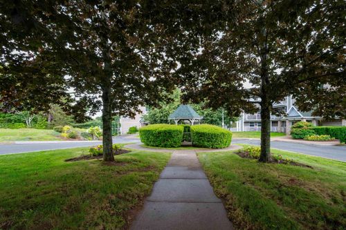 305-93 Kearney Lake Road, Halifax, NS, B3M4E7 | Card Image