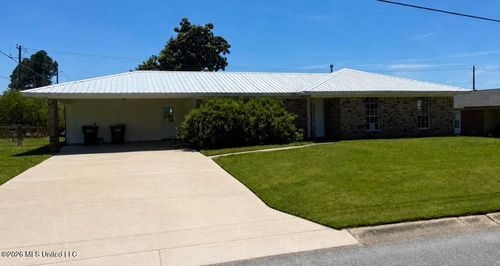 150 Gary Street, Gulfport, MS, 39503 | Card Image