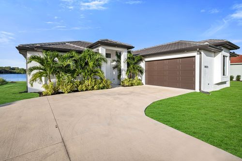 18025 Royal Hammock Boulevard, NAPLES, FL, 34114 | Card Image