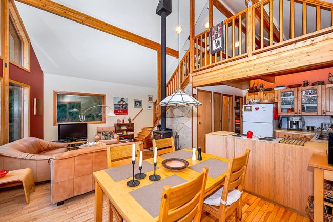 506 Marine Drive, House other with 2 bedrooms, 2 bathrooms and 2 parking in Mayne Island BC | Image 8