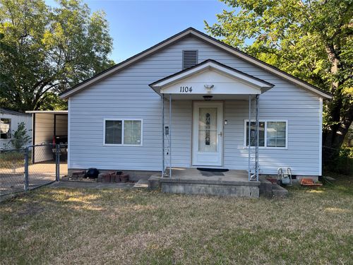 1104 Harris St, Muskogee, OK, 74403-7127 | Card Image