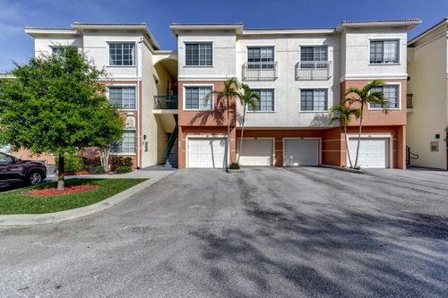 2210 Myrtlewood Cir E, Palm Beach Gardens, FL, 33418-6714 | Card Image