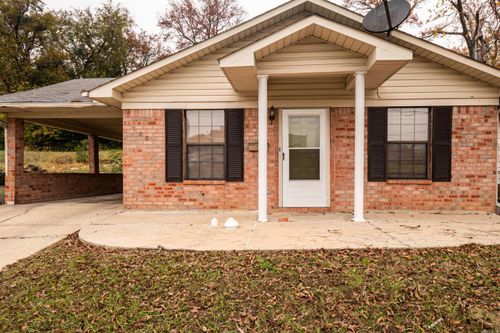 700 W 5th St, El Dorado, AR, 71730-4422 | Card Image