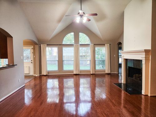 7 Wild Orchid Ct, The Woodlands, TX, 77385-3558 | Card Image