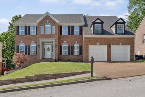 6961 Stone Run Dr, Nashville, TN, 37211-8537 | Card Image
