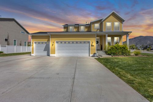 2195 S Betsys Way, Kaysville, UT, 84037-6511 | Card Image