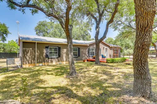 2023 Harmon Hills Rd, Dripping Springs, TX, 78620-3649 | Card Image
