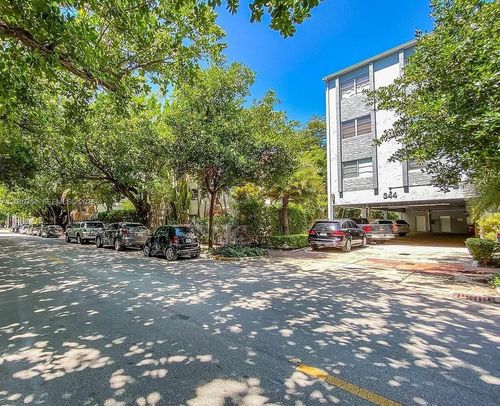 2b-344 Meridian Ave, Miami Beach, FL, 33139-8733 | Card Image