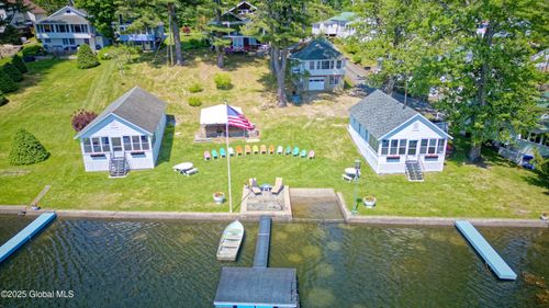 74-6674 Lakeshore Dr, Averill Park, NY, 12018-3724 | Card Image