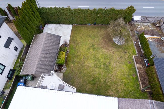 3740 Balsam Crescent, House other with 5 bedrooms, 3 bathrooms and 8 parking in Abbotsford BC | Image 5