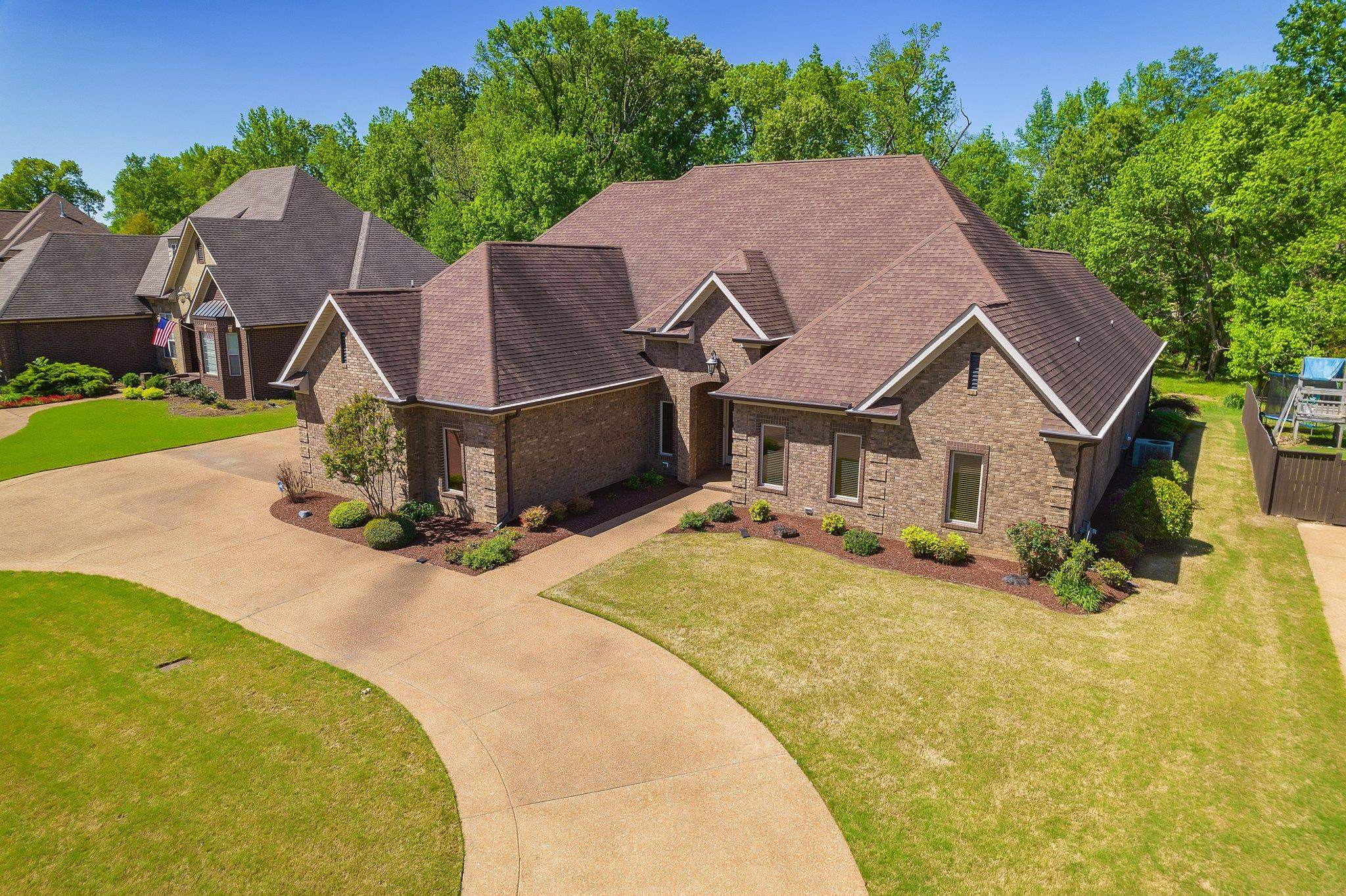 Mossy Oak Trl, Jackson, TN 38305
