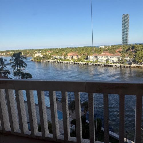 apt-5k-19355 Turnberry Way, Aventura, FL, 33180-2533 | Card Image