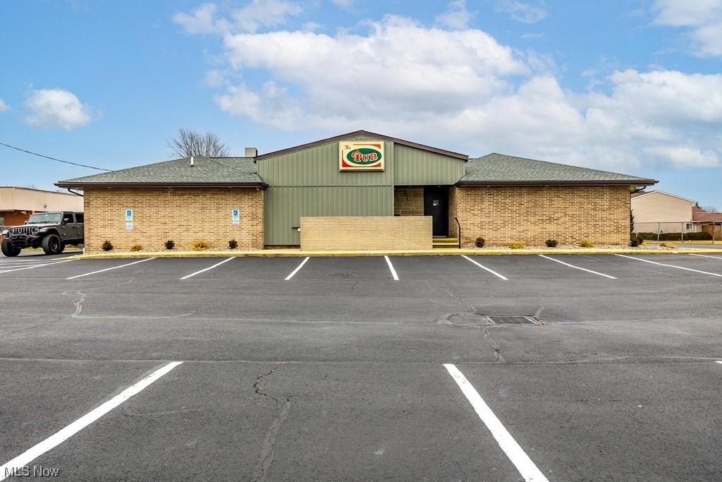 8741 W Ridge Rd, Elyria, OH 44035