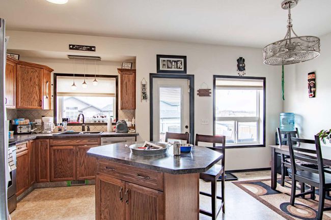 54 Mcdougall, Home with 3 bedrooms, 2 bathrooms and 4 parking in Penhold AB | Image 25