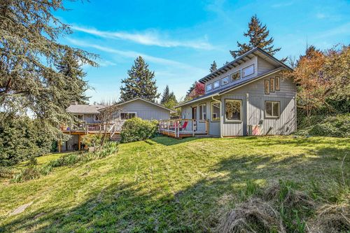 1159 Park St, Ashland, OR, 97520-3532 | Card Image