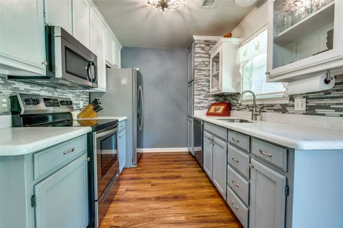 1312 Bradley Ct, Cleburne, TX, 76033-6636 | Card Image