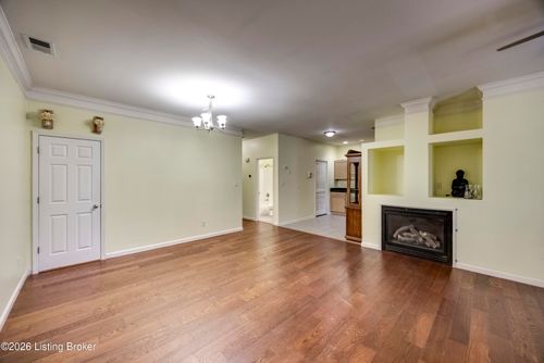 apt-201-10502 Vining Pl, Louisville, KY, 40241-8163 | Card Image
