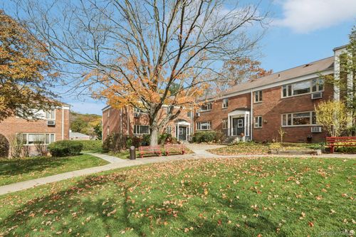 apt-a-40 Lawrence Dr, White Plains, NY, 10603-1325 | Card Image