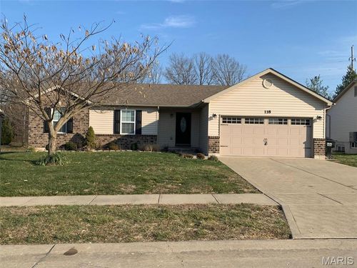 118 Prairie Bluffs Dr, Wentzville, MO, 63385-7198 | Card Image