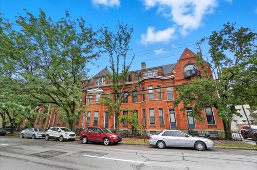 816 Scott St, Covington, KY, 41011-2446 | Card Image