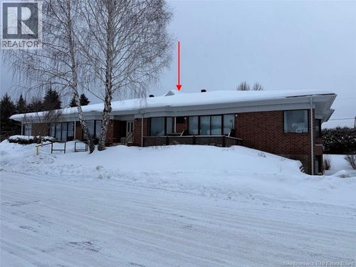 6-9 Sacré Coeur Ave, Edmundston, NB, E3V4E3 | Card Image