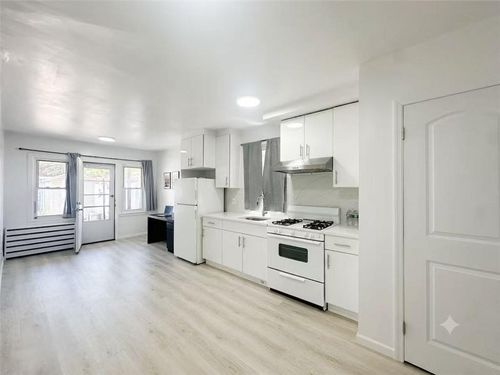 1-4531 163rd St, Flushing, NY, 11358-3222 | Card Image