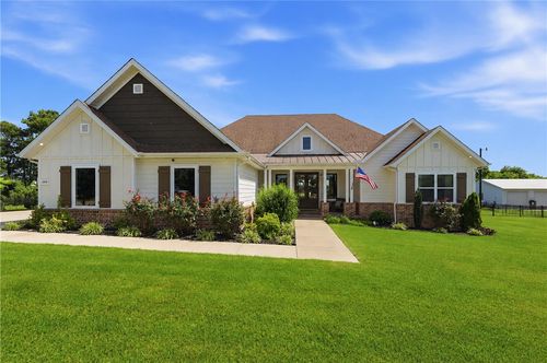 13615 Bethel Blacktop Rd, Farmington, AR, 72730-9769 | Card Image