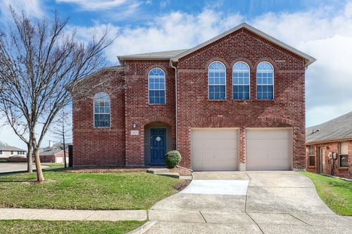 2400 Becard Dr, Mesquite, TX, 75181-2931 | Card Image