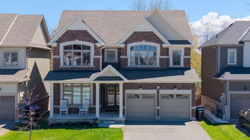 40 Av Kirby, Collingwood, ON, L9Y3W8 | Card Image