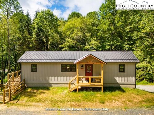 490 Laurelwood Ln, Boone, NC, 28607-7169 | Card Image